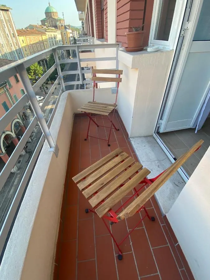 Casa L&R Bed & Breakfast Bologna Italy
